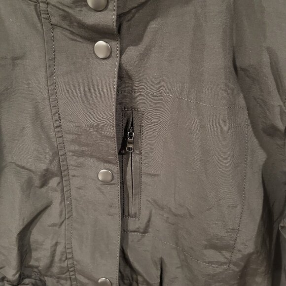 NWOT J Crew Women's Black Perfect Lightweight Rain Jacket with Hood Size XST - Picture 10 of 12